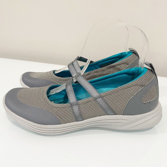 Vionic Shoes - VIONIC Agile Opal Slip-On Mary Jane Comfort Wide Width NWOT Size 7.5 Wide